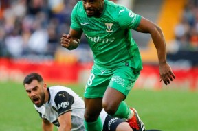 九游网页版 -国际比赛日突围战来临，尼斯围绕西甲临场应变，赛场秩序良好，球探报告显示潜力的简单介绍