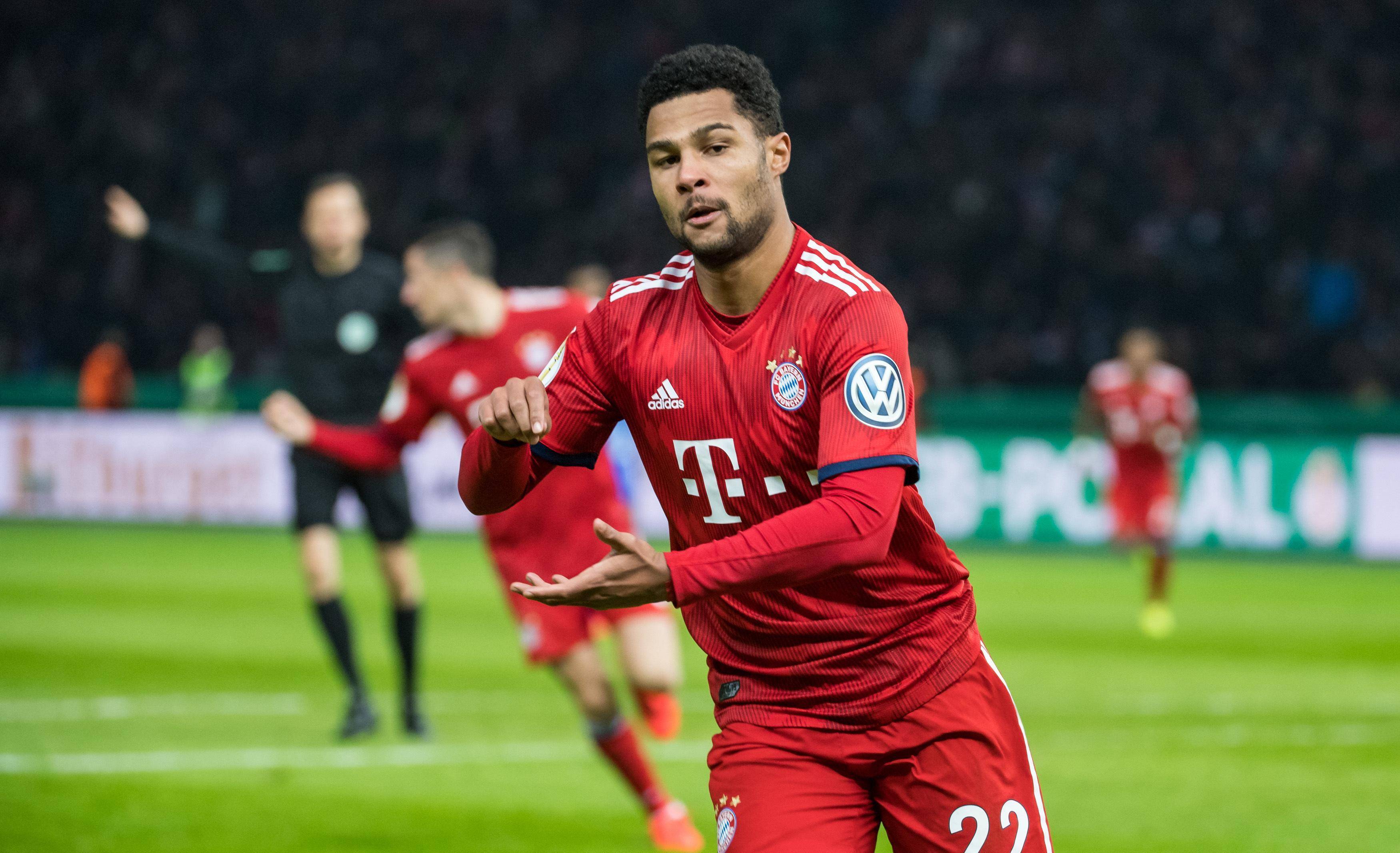 转折点!本菲卡更衣室发声;欧洲杯窗口期攻防权衡;气氛紧张;心理建设被强调 转折点!本菲卡更衣室发声;欧洲杯窗口期攻防权衡;气氛紧张;心理建设被强调