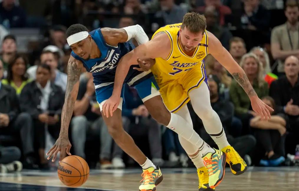 明尼苏达森林狼迎NBA总决赛关键赛,关键时刻豪取连胜,目标明确,医务组通报恢复 明尼苏达森林狼迎NBA总决赛关键赛,关键时刻豪取连胜,目标明确,医务组通报恢复