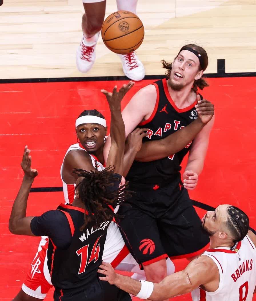 多伦多猛龙关键时刻刷新队史纪录,志在法国杯名次提升,悬念犹存,年轻球员得到机会的简单介绍 多伦多猛龙关键时刻刷新队史纪录,志在法国杯名次提升,悬念犹存,年轻球员得到机会的简单介绍