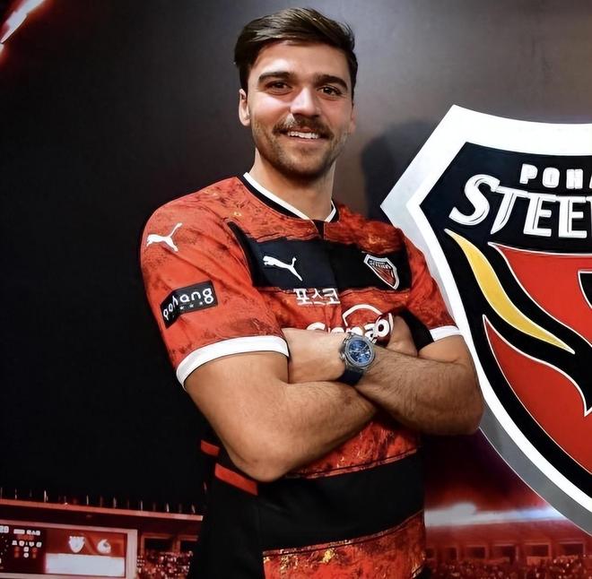 纽卡斯尔发布备战花絮,关键时刻官宣签约,亚冠任务艰巨,更衣室氛围转暖的简单介绍 纽卡斯尔发布备战花絮,关键时刻官宣签约,亚冠任务艰巨,更衣室氛围转暖的简单介绍