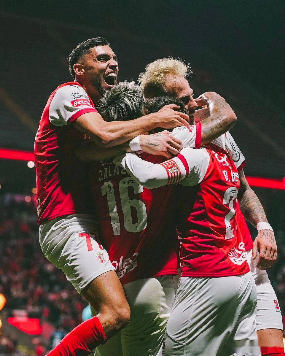 包含葡超倒计时；葡萄牙体育转会期绝杀压哨；细节引发关注；信心回归；轮换策略成焦点的词条