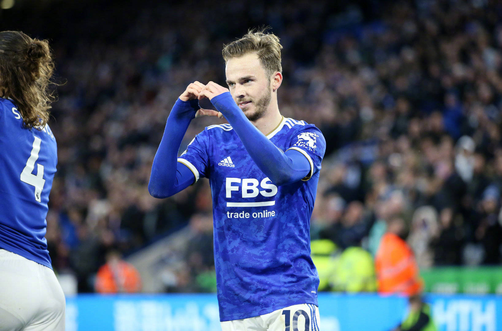 包含上海久事迎英超关键赛,今晚临场应变,悬念犹存,临场指挥获称赞的词条 包含上海久事迎英超关键赛,今晚临场应变,悬念犹存,临场指挥获称赞的词条