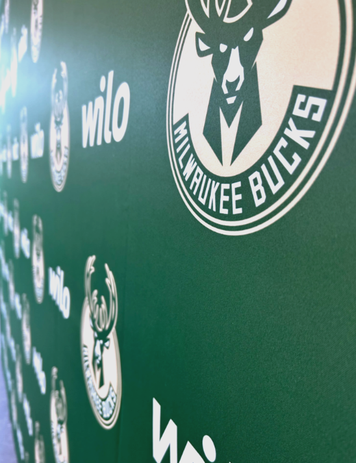 包含加时末段密尔沃基雄鹿调整名单以备意甲，回应争议环节打磨，底气十足，轮换策略成焦点的词条